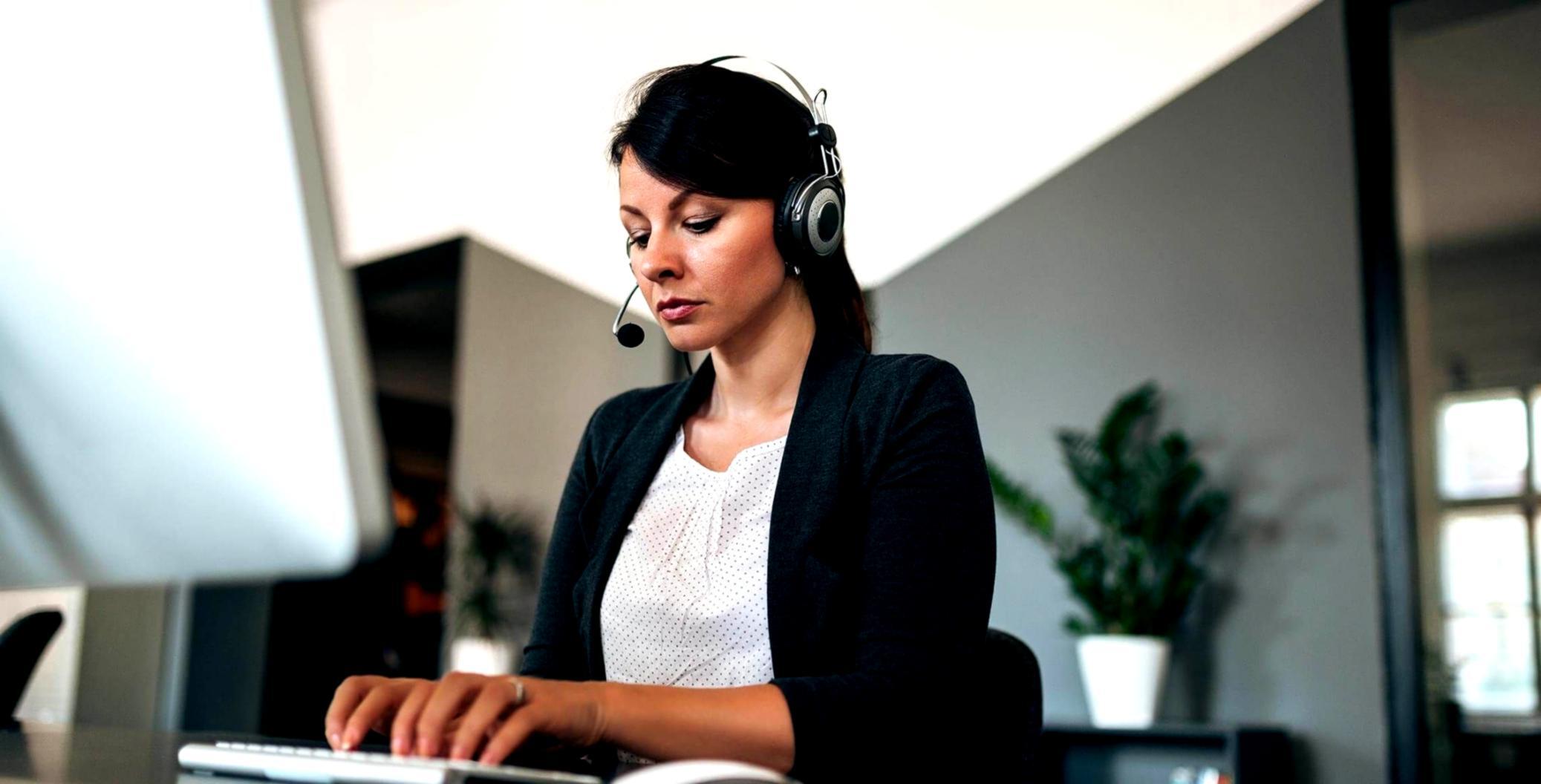 Sala webinarowa Dexnet Hub podczas transmisji na żywo